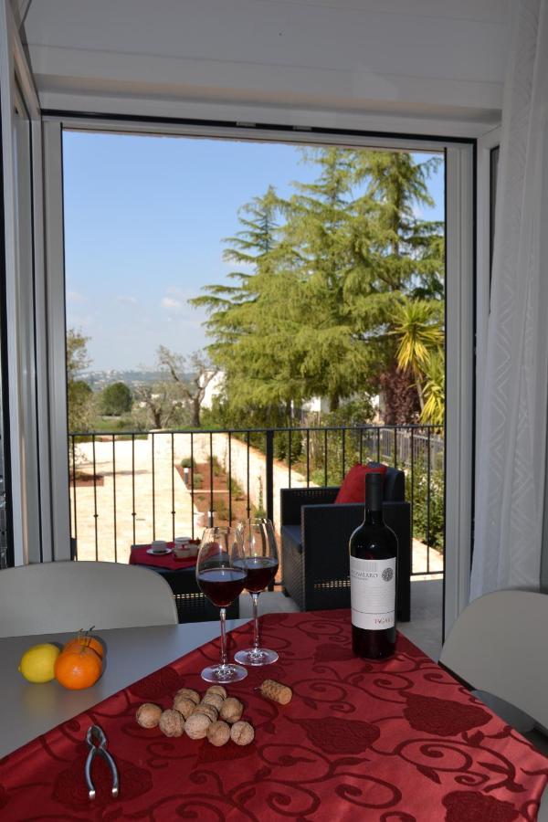 Il Tramonto Apartment - Villaggio Di Mary 로코로톤도 외부 사진